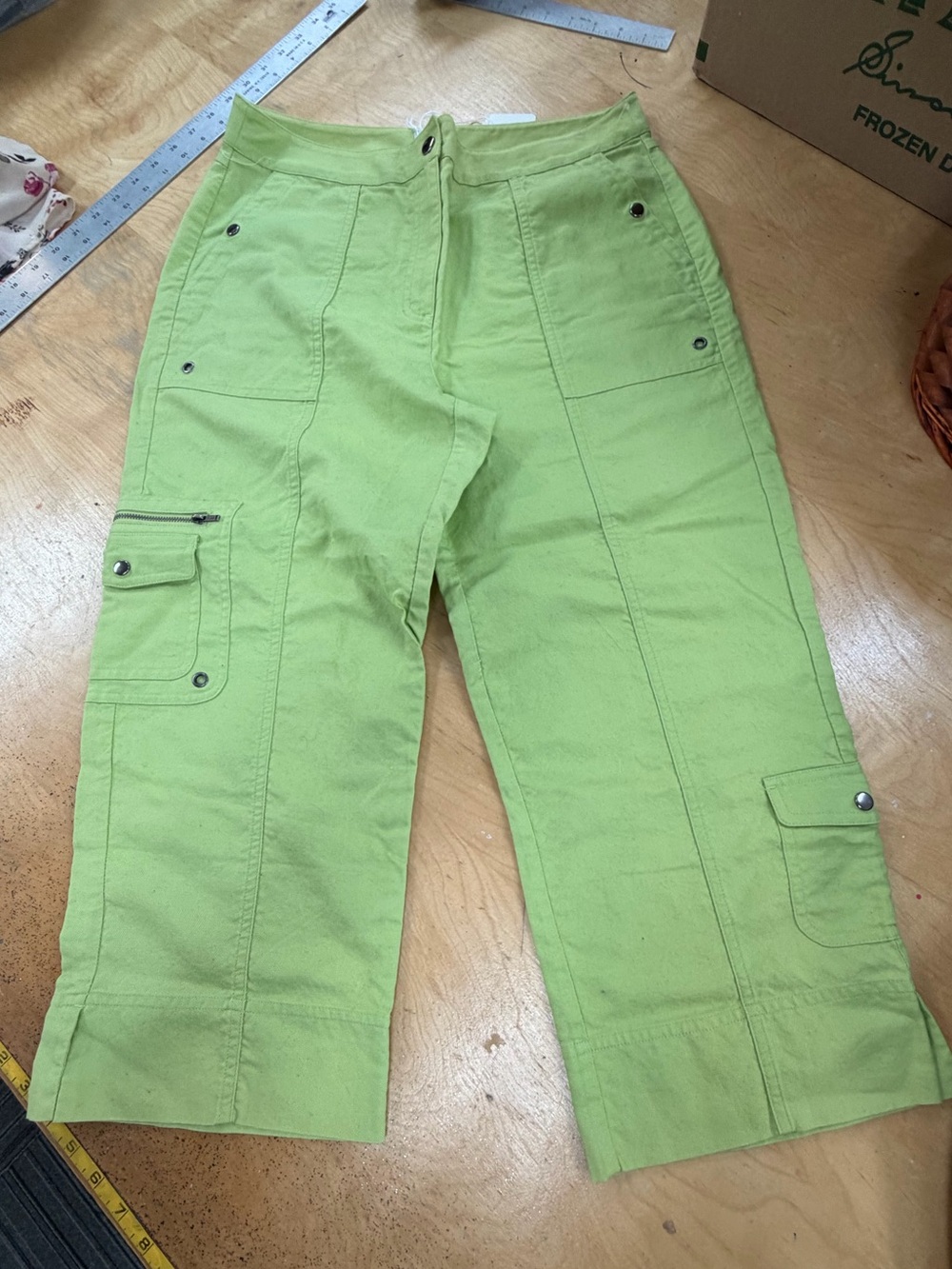 Chico's Bright Lime Green Cotton Pants